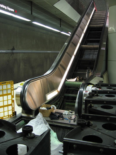  Escalators - Maintenance 