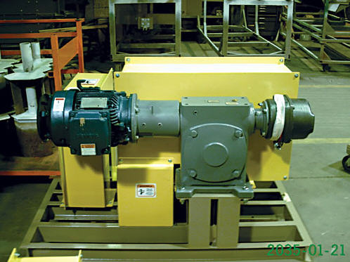  Geared Traction Machine 